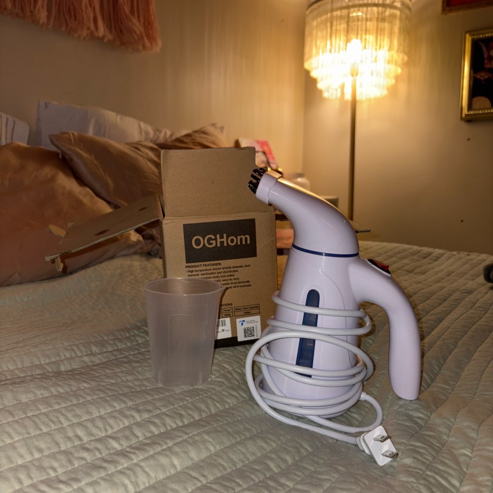 OGHom Handheld Garment Steamer - White